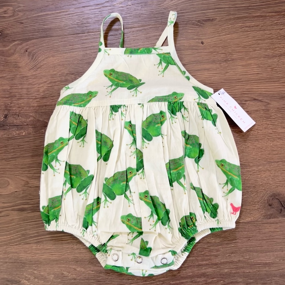 Pink Chicken Auggie Bubble frogs 3-6 months NWT